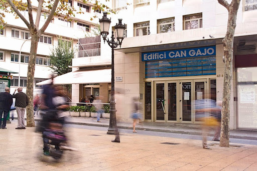 Psicólogos logopedas especialistas en Psicología en L'Hospitalet - L'H psicoanálisis en L'Hospitalet de Llobregat, Barcelona