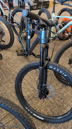 Ski Shop «R J Bradley Ski & Bike», reviews and photos, 312 Great Rd, Littleton, MA 01460, USA