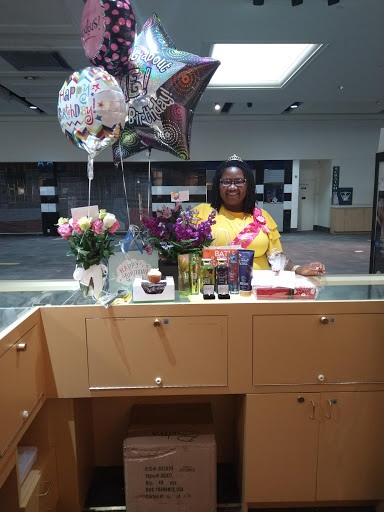 Jewelry Store «Kay Jewelers», reviews and photos, 4554 Virginia Beach Blvd #600, Virginia Beach, VA 23462, USA