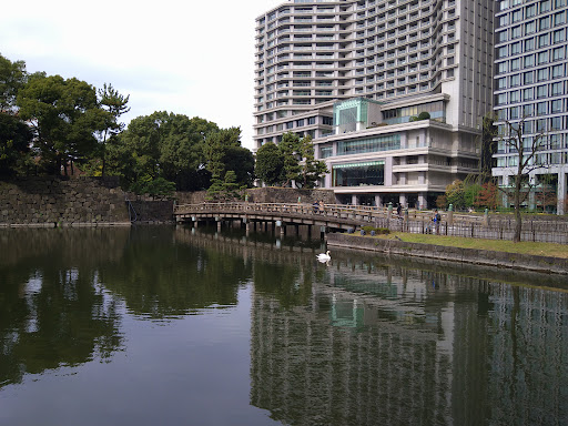 Wadakura Bridge