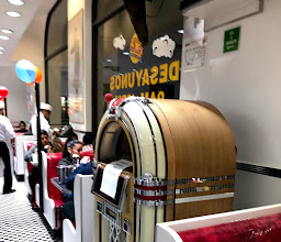 Johnny Rockets photo