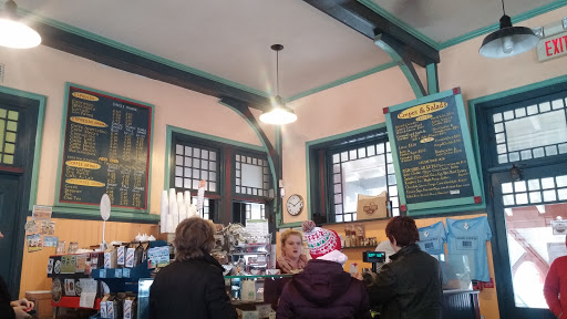 Cafe «High Point Cafe», reviews and photos, 7210 Cresheim Rd, Philadelphia, PA 19119, USA