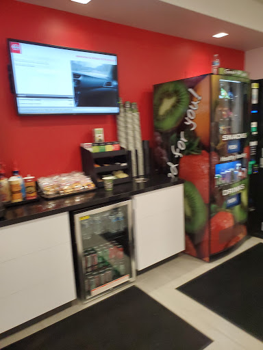 Nissan Dealer «Nissan of Portland», reviews and photos, 1212 NE 122nd Ave, Portland, OR 97230, USA