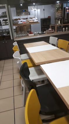 Vidéos hôtels B&B HOTEL Louveciennes 78430 Louveciennes