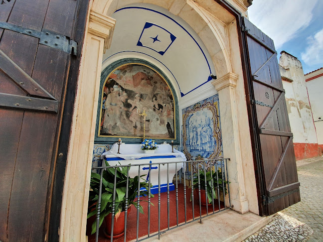 Avaliações doPaço do Cristo do topo do antigo Terreirinho do Patacão em Vila Viçosa - Igreja