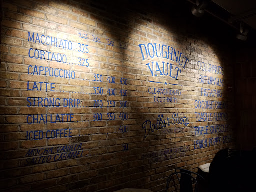 Donut Shop «Doughnut Vault», reviews and photos, 111 N Canal St, Chicago, IL 60606, USA