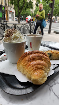 Croissant du Restaurant servant le petit-déjeuner La Grande Alésia à Paris - n°9