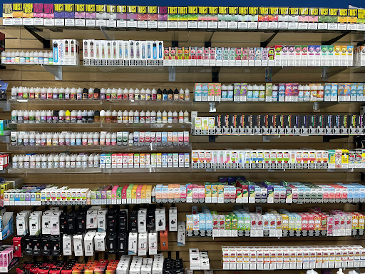 Tobacco Shop «G&S Smoke Shop», reviews and photos, 9163 W Union Hills Dr # 113, Peoria, AZ 85382, USA