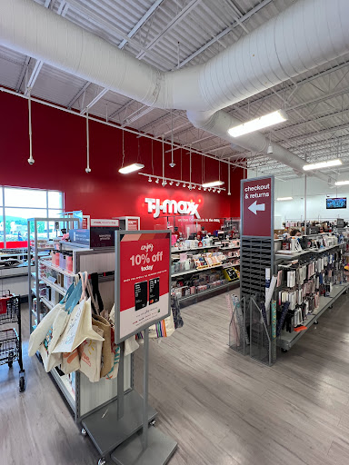 Department Store «T.J. Maxx», reviews and photos, 1850 Rio Hill Center, Charlottesville, VA 22901, USA