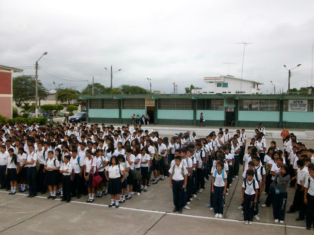 Opiniones de Colegio Kleber Franco Cruz en Machala - Escuela