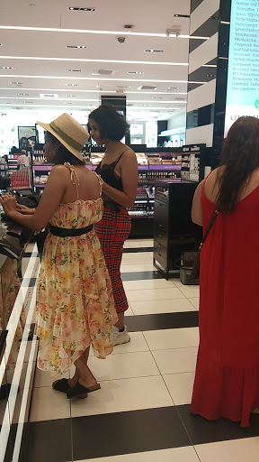 Cosmetics Store «SEPHORA», reviews and photos, 721 Collins Ave, Miami Beach, FL 33139, USA