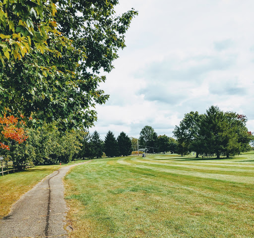 Golf Course «Burning Tree Golf Course», reviews and photos, 4600 Ridgely Tract Rd SE, Newark, OH 43056, USA