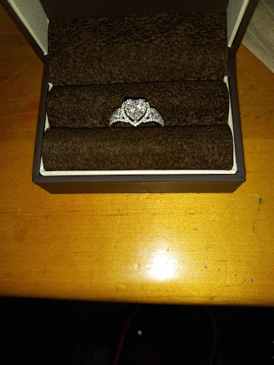 Jewelry Store «Jared The Galleria of Jewelry», reviews and photos, 7500 Kenwood Rd, Cincinnati, OH 45236, USA