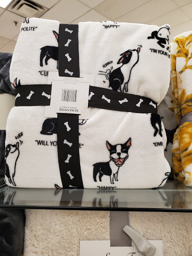 Department Store «Marshalls», reviews and photos, 3855 E Foothill Blvd, Pasadena, CA 91107, USA