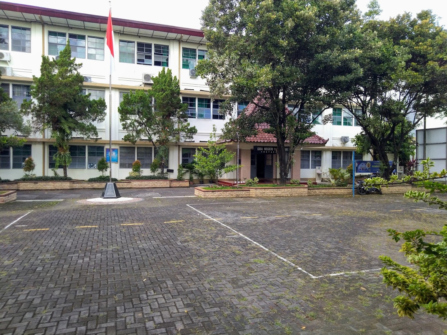 Gambar Sma Negeri 1 Teladan Yogyakarta