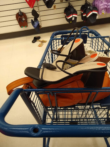 Shopping Mall «Ocean County Mall», reviews and photos, 1201 Hooper Ave, Toms River, NJ 08753, USA