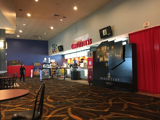 Movie Theater «Regal Cinemas Ronkonkoma 9», reviews and photos, 565 Portion Rd, Ronkonkoma, NY 11779, USA