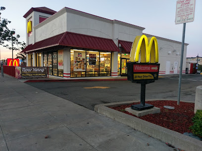 McDonald,s - 11821 San Pablo Ave, El Cerrito, CA 94530, United States