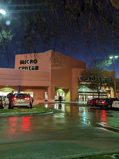 Computer Store «Micro Center», reviews and photos, 13929 N Central Expy, Dallas, TX 75243, USA