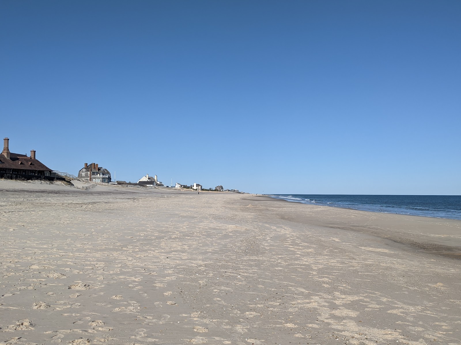 Foto af Coopers Beach med høj niveau af renlighed