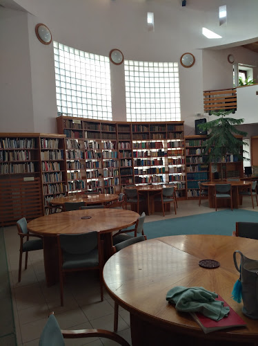 Értékelések erről a helyről: Fejér György Városi Könyvtár, Keszthely - Könyvtár