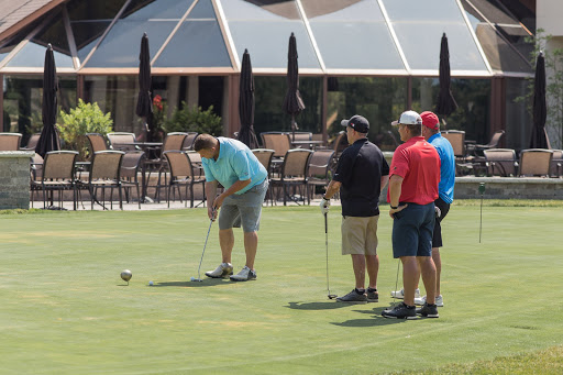 Country Club «Avon Oaks Country Club», reviews and photos, 32300 Detroit Rd, Avon, OH 44011, USA