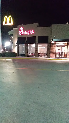 Fast Food Restaurant «Chick-fil-A», reviews and photos, 1031 S Walnut Ave, New Braunfels, TX 78130, USA