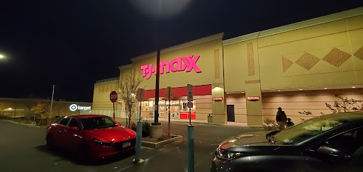 T.J. Maxx, 245 Bricktown Way, Staten Island, NY 10309, USA, 