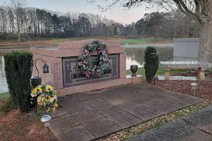Sawnee View Memorial Gardens image