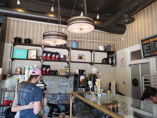 Donut Shop «Firecakes Donuts», reviews and photos, 2453 N Clark St, Chicago, IL 60657, USA