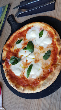 Plats et boissons du Pizzeria DE FACTO Mia Pizza A Emporter- Sur Place - En livraison à Guilherand-Granges - n°7