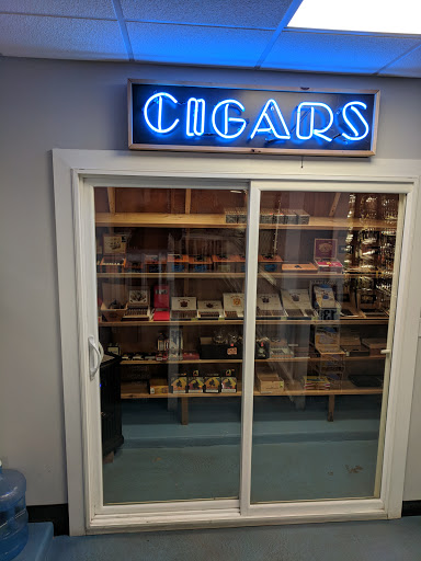 Tobacco Shop «Discount Tobacco», reviews and photos, 284 Main St, Antioch, IL 60002, USA