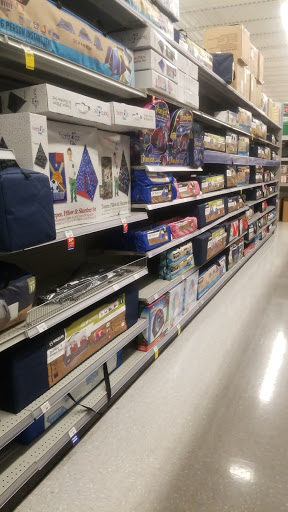 Sporting Goods Store «Academy Sports + Outdoors», reviews and photos, 120 Woody Jones Blvd, Florence, SC 29501, USA