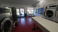 Sock Hop Coin Laundry - Photo 9 - Car repair in Milford, CT, Bridgeport