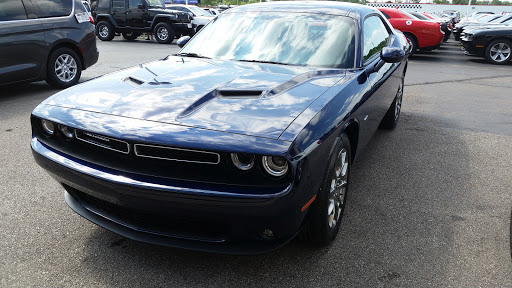 Car Dealer «Falls Chrysler Jeep Dodge», reviews and photos, 4100 State Rd, Cuyahoga Falls, OH 44223, USA