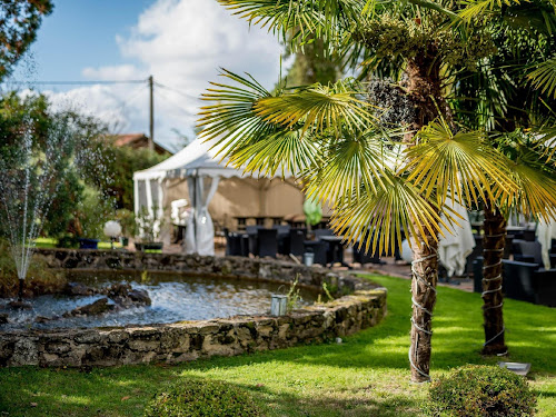 hôtels Logis Domaine de Fompeyre Bazas