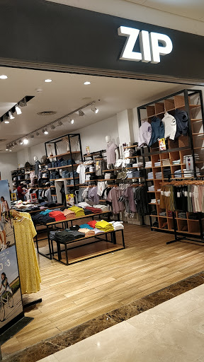 Stores to buy women's zipper sweatshirts Jerusalem