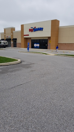 Pet Supply Store «PetSmart», reviews and photos, 181 Wilson Ave, Hanover, PA 17331, USA