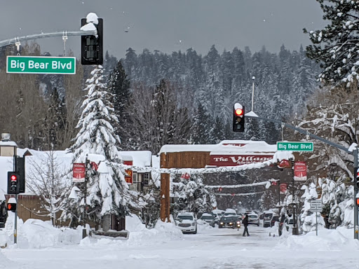 Holly Gardner, REALTOR Keller Williams Big Bear Lake Arrowhead-The Mountain Resort Group image