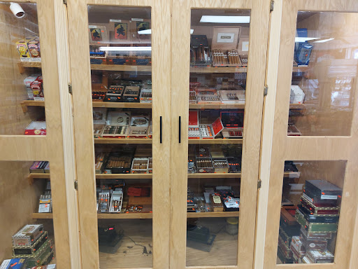 Tobacco Shop «Top 21 Tobacco Plus», reviews and photos, 3201 Brambleton Ave, Roanoke, VA 24018, USA