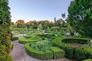 Toronto Botanical Garden image