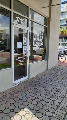 Pet Store «South Beach Pet Shop», reviews and photos, 634 6th St, Miami Beach, FL 33139, USA