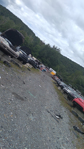 Salvage Yard «EZ Pull & Save Auto Parts», reviews and photos, 2401 Summer Valley Rd, New Ringgold, PA 17960, USA