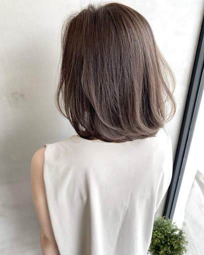 Ursus hair Design by HEADLIGHT 国立店