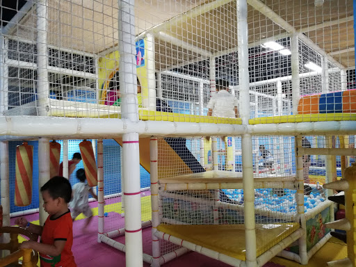 Children's play area tiNiWorld Pandora (Tini Tan Phu)