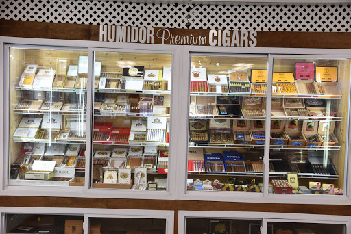 Tobacco Shop «Quick Stop Smoke Shop», reviews and photos, 230 E Main St, East Islip, NY 11730, USA