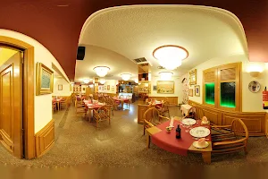 ÁLVAREZ Restaurante-Cafetería. image