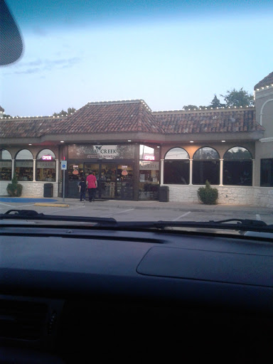 Liquor Store «Bear Creek Spirits & Wine», reviews and photos, 7101 Colleyville Blvd, Colleyville, TX 76034, USA