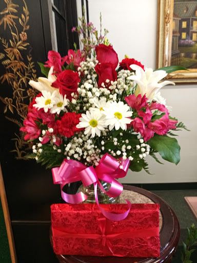 Florist «Rialto Florist», reviews and photos, 114 S Riverside Ave, Rialto, CA 92376, USA
