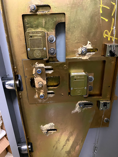 Locksmith «Silverstate Locksmith Ltd», reviews and photos, 800 N Rainbow Blvd #127, Las Vegas, NV 89107, USA